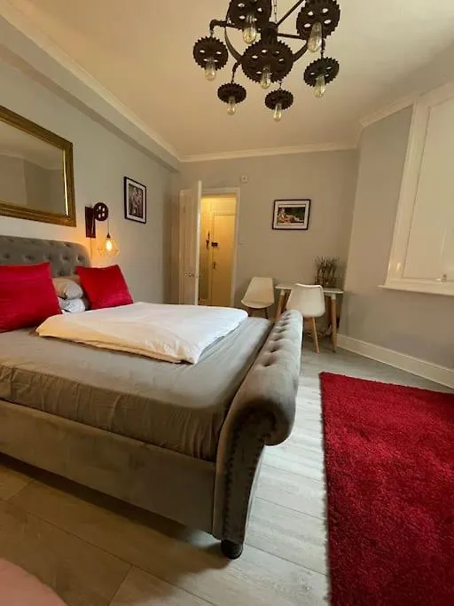 The Vault - Cosy Apartment In Central Hove / Brighton